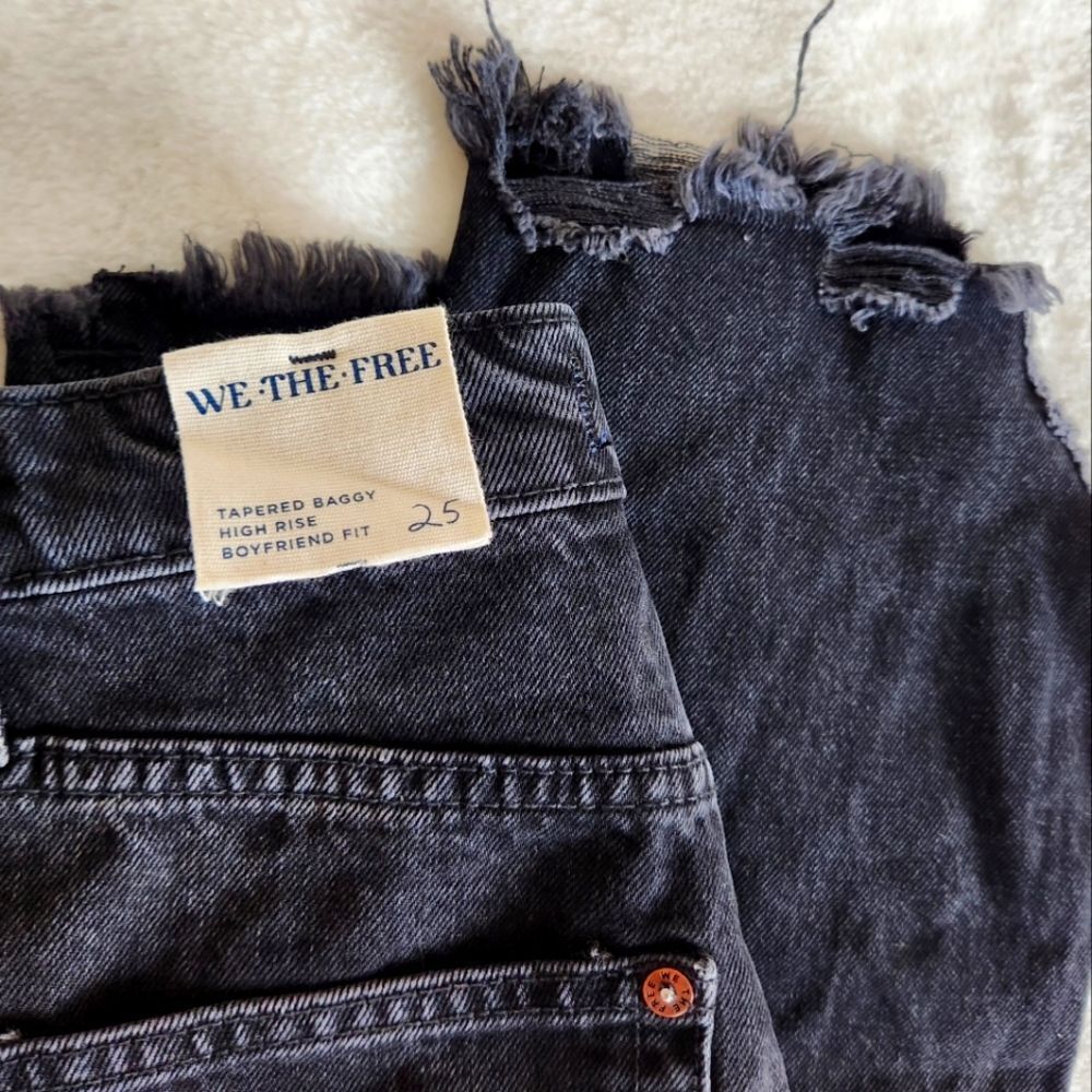 NEW! We the Free Distressed Tapered Baggy Boyfriend Jeans
